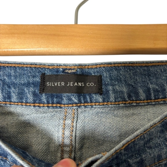 Silver Jeans Co Women’s Highly Desirable Straight Leg Denim Jeans- Size 34 - Picture 2 of 6